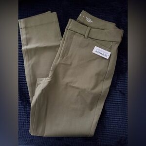 Old Navy Women's Olive Ankle Pants